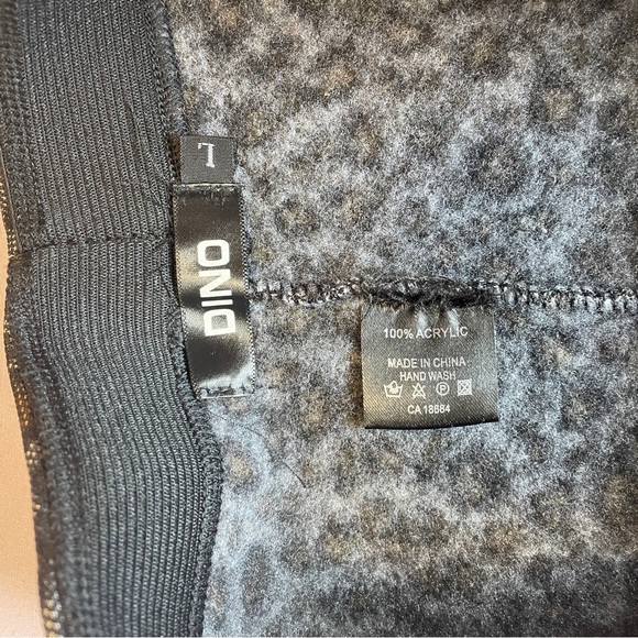 DINO Leopard Print Winter Leggings Girl Sz L also fits Woman Petite Size 6/Sm - Picture 6 of 9